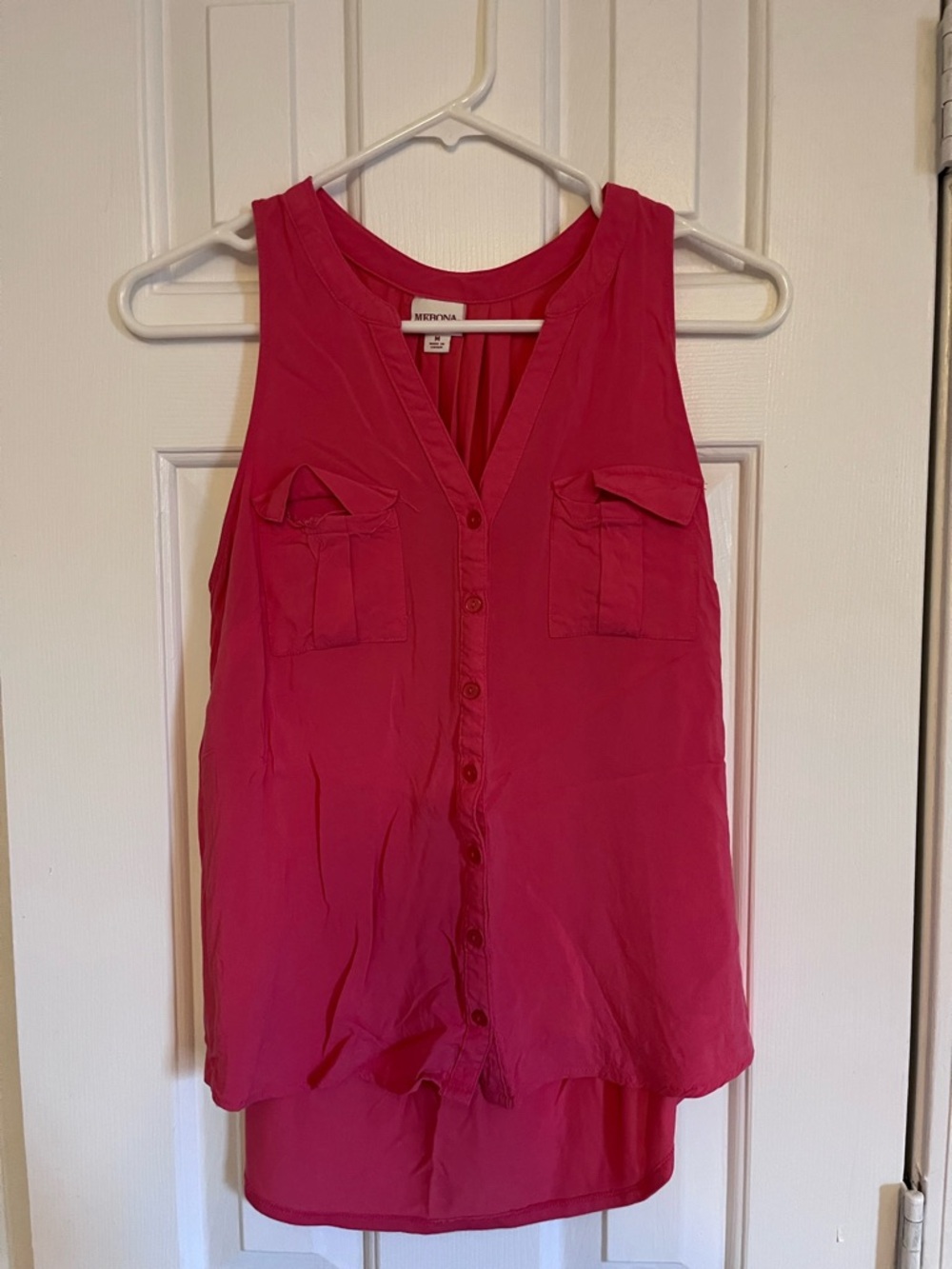 Merona Women's Pink Button Down V-Neck Tank Top Size M